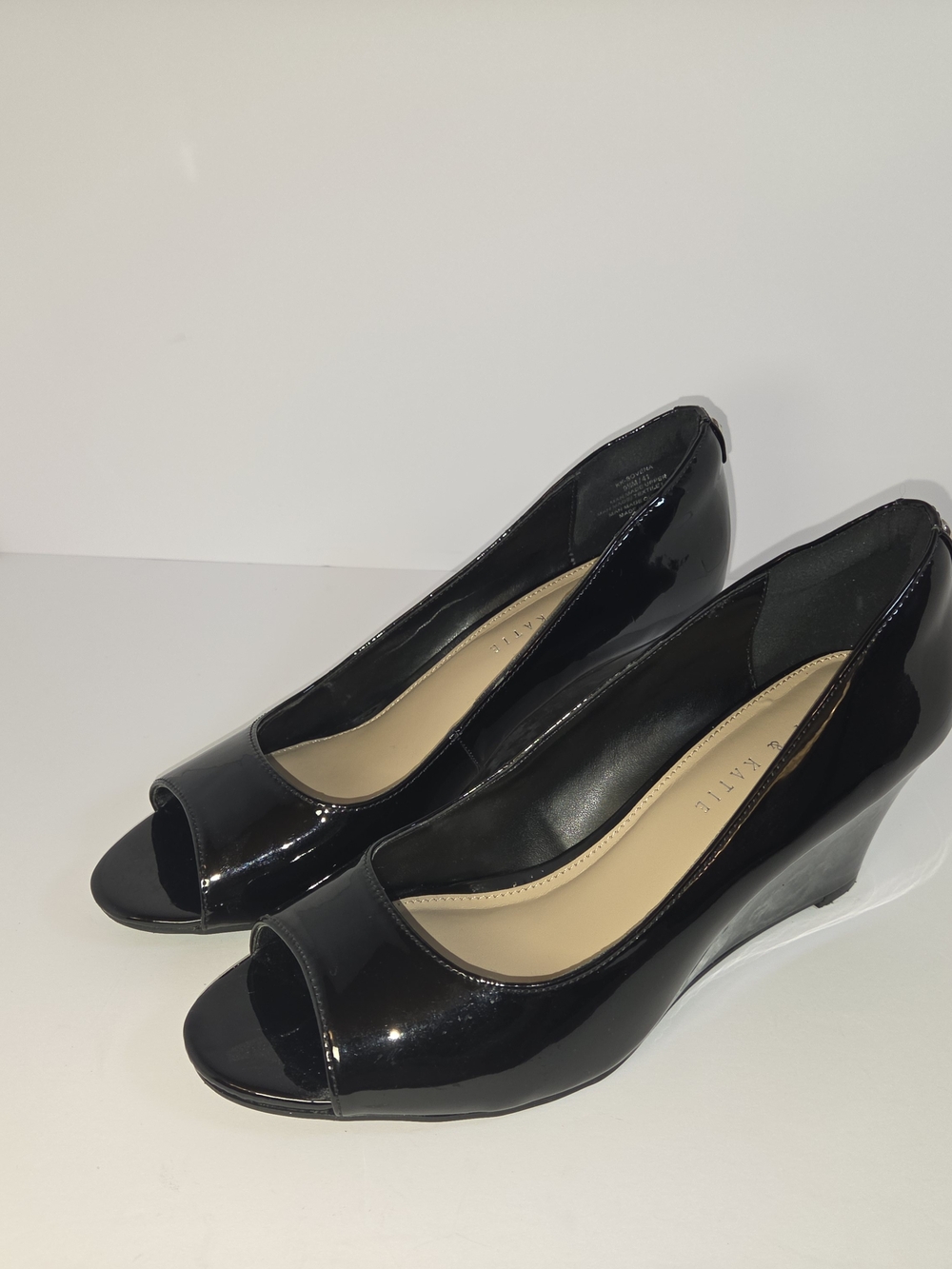Kelly & Katie Black Patent Peep-Toe Wedge Pumps Size 9.5